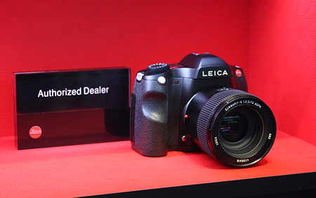 Leica S2